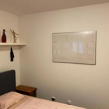 Cosy Near Florenc In Appartement *